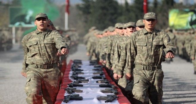 Cumhurbaşkanı Recep Tayyip Erdoğan yeni askerlik yasasını onayladı