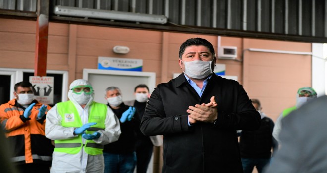 Başkan Tören : ''Sahada Gece Gündüz Demeden Çalışan Temizlik Personelimize 1000 TL İkramiye Vereceğiz''