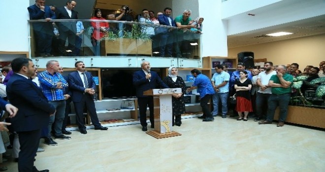 Enver Yılmaz Büyükşehir Belediye personeli ile vedalaştı