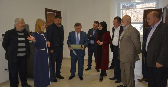 Başkan Anlayan Gençlik Merkezi ni İnceledi