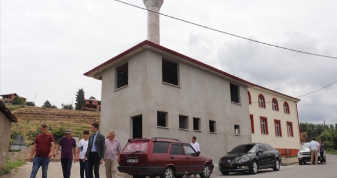 BELEDİYE’DEN ŞADIRVANA DESTEK