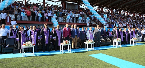 Ordu Üniversitesi 2014-2015 dönemi mezuniyet töreni yaptı