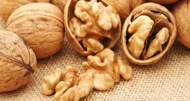 Kalp ve beyin sağlığı için 'ceviz' tüketin